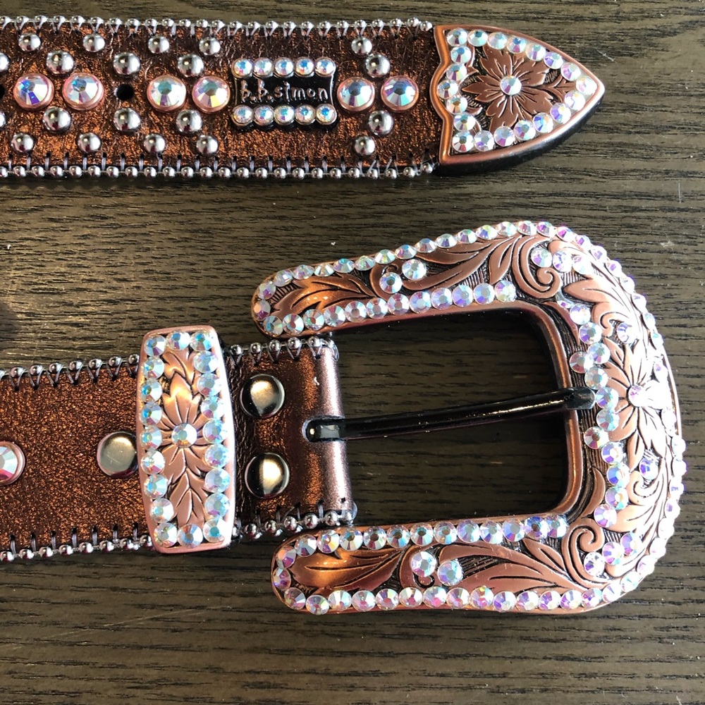 Lightly used Women’s belt